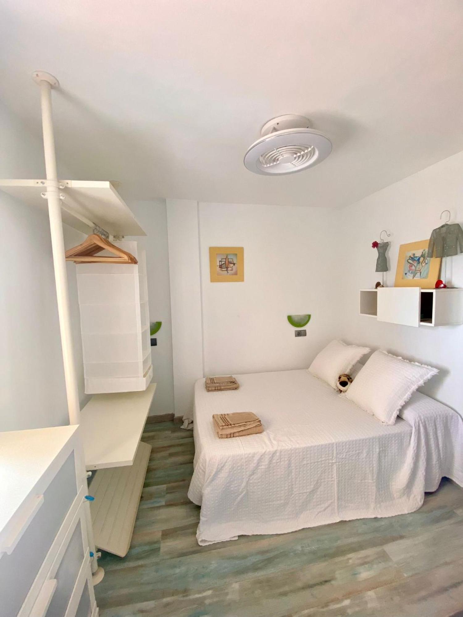 Apart. Pineda De Mar-Sea And Mountains Views Exterior foto